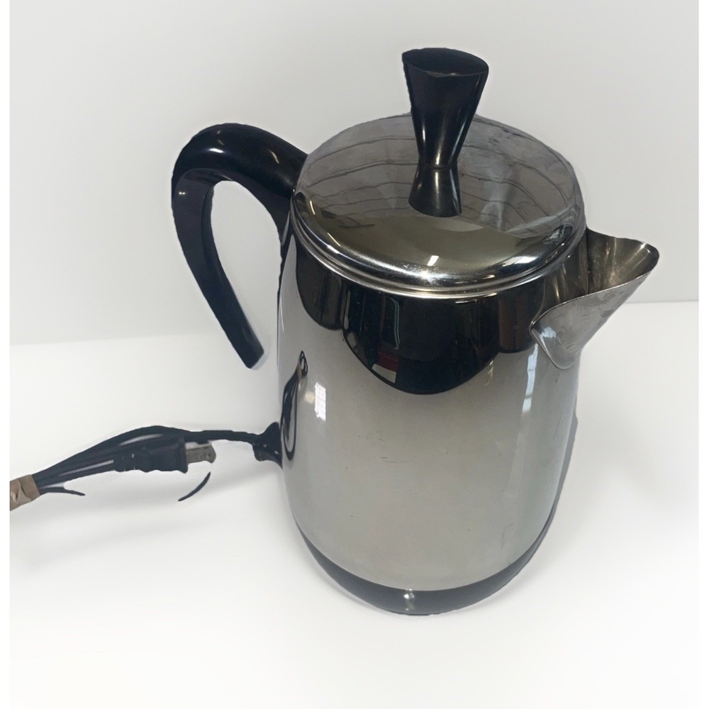 Farberware Superfast 8 Cup Electric Coffee Percolator FCP280  EXUC Works Great!!